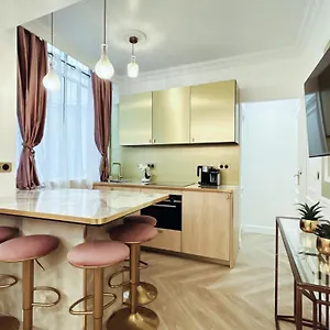 Merveil - Luxury - Marais - Charlot Apartment